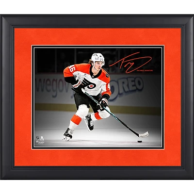 Photo encadrée 11 x 14 pouces de Trevor Zegras, joueur des Flyers de Philadelphie, avec sa signature fac-similé.