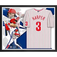 Collage de maillots Nike authentiques blancs encadrés autographiés par Bryce Harper des Philadelphia Phillies