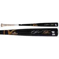 Bâton Victus noir et or autographié par Bryce Harper (Phillies de Philadelphie), utilisé en match lors de la saison 2025 de la MLB - HH98516159