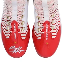 Crampons Under Armour blancs et rouges portés en match par Bryce Harper (Phillies de Philadelphie) lors de la saison 2025 de la MLB - HH98515039-40