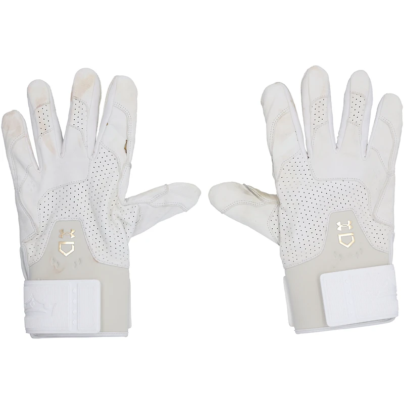Gants de frappe blancs Under Armour autographiés par Bryce Harper (Philadelphie Phillies) lors de la saison 2025 de la MLB - HH98516200-01