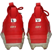 Bryce Harper, chaussures rouges Under Armour des Phillies de Philadelphie contre les Nationals de Washington, le 27 mars 2025 : 1-4, circuit, 1 but sur balles, 2 points.