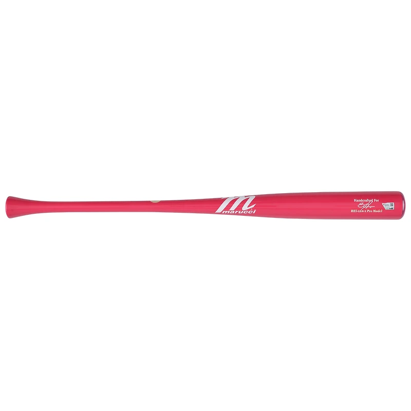 Bâton de baseball Marucci rose de Bryce Harper, offert par les joueurs des Phillies de Philadelphie lors de la saison 2025 de la MLB