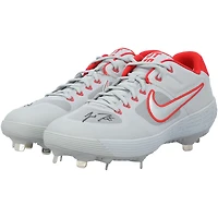 Crampons Nike gris/rouges autographiés par J.T. Realmuto, joueurs des Phillies de Philadelphie, saison 2021 de la MLB.