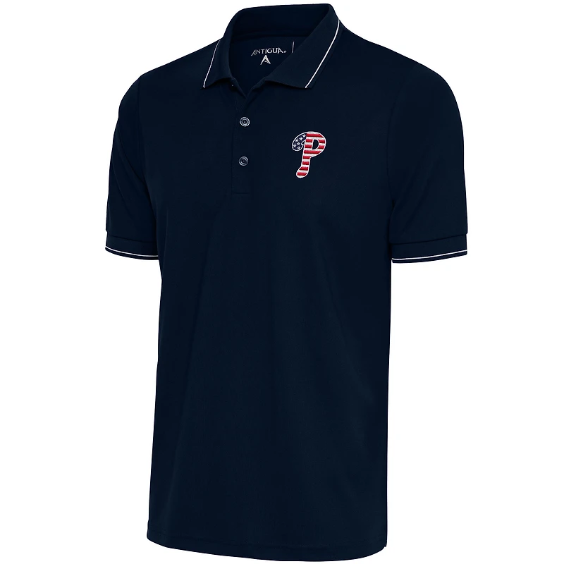 Polo Patriotic Affluent bleu marine/blanc Antigua pour homme des Philadelphia Phillies