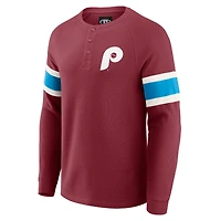 T-shirt Henley bordeaux à manches longues et col raglan gaufré pour homme, collection Darius Rucker par Fanatics, Philadelphia Phillies