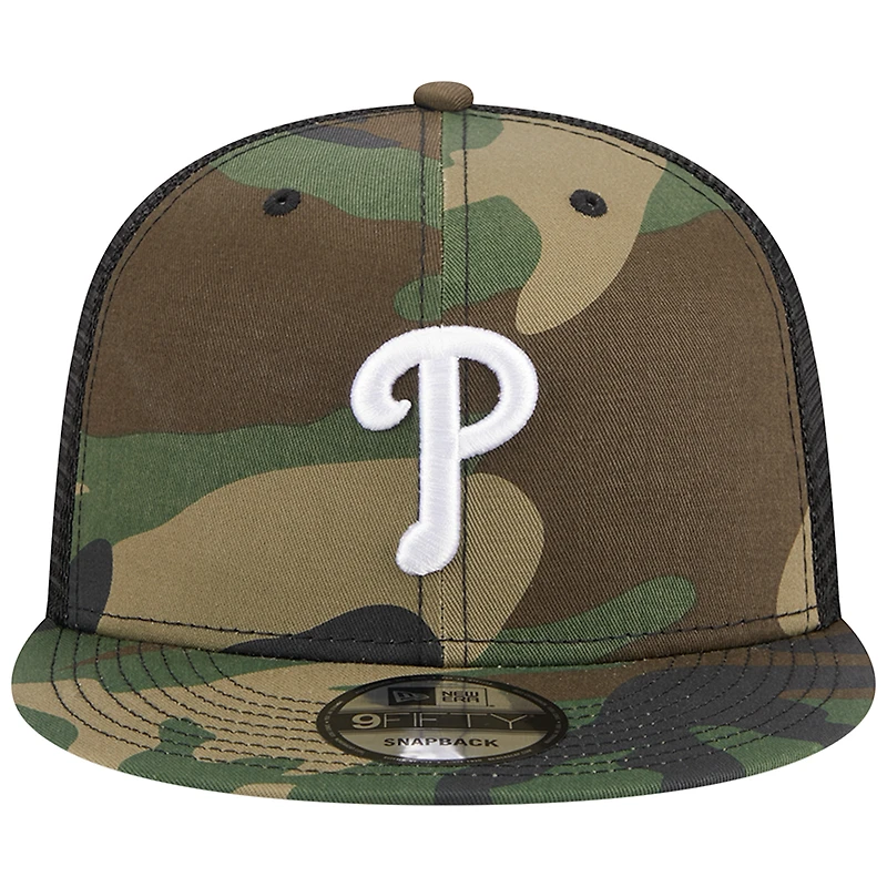 Men's New Era Camo Philadelphia Phillies Woodland Camo Trucker 9FIFTY Snapback Hat