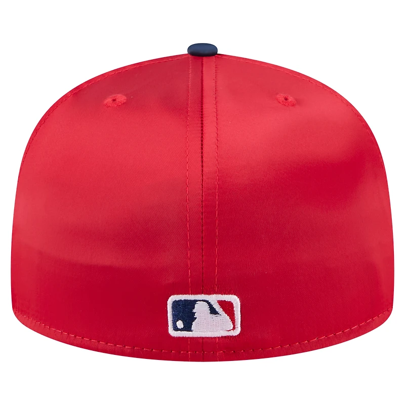 Casquette ajustée New Era 59FIFTY en satin rouge/bleu marine des Phillies de Philadelphie pour homme