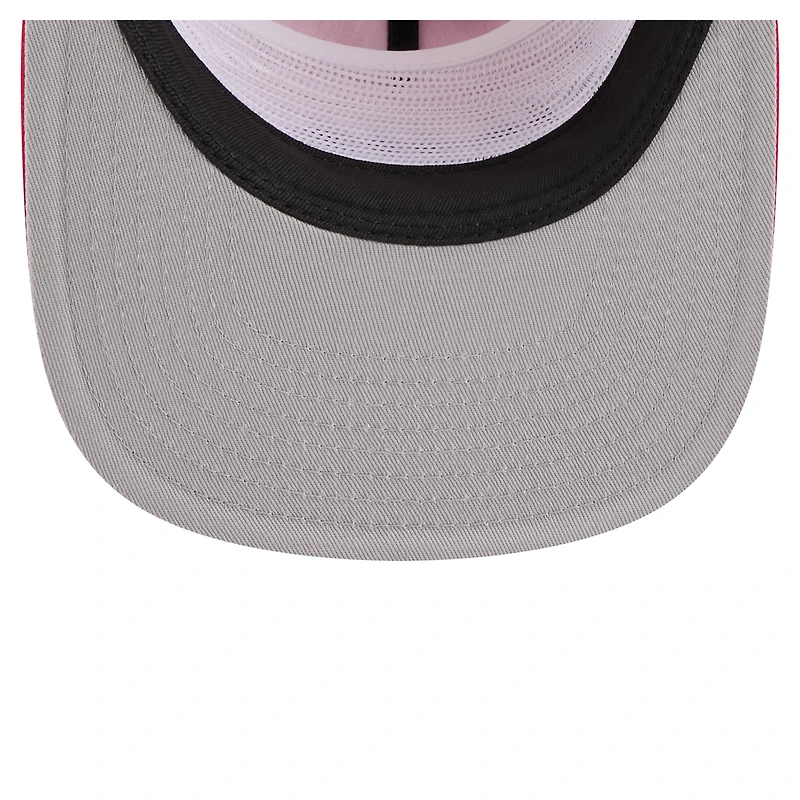 Casquette de golf ajustable rétro en satin rouge des Philadelphia Phillies pour homme de New Era
