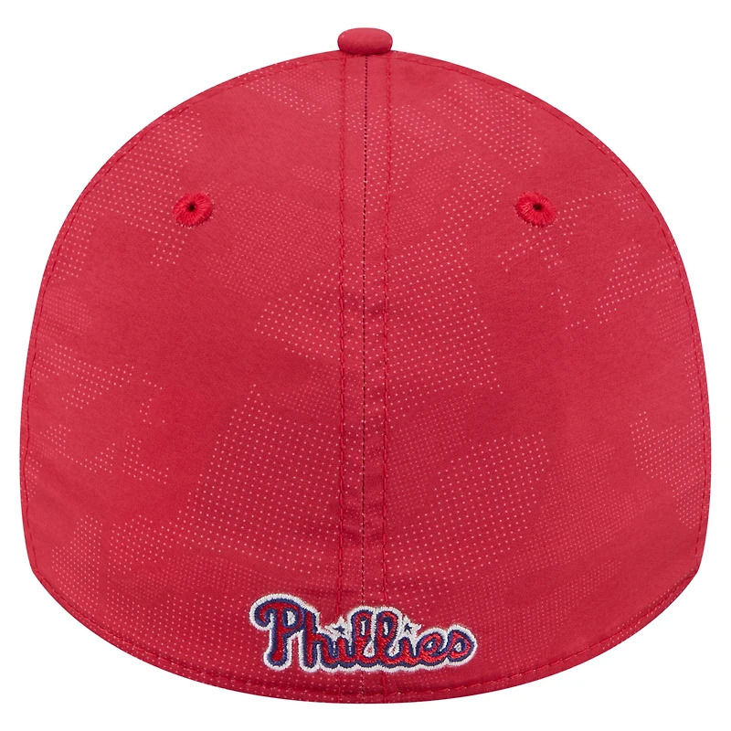 Casquette New Era 39THIRTY Flex rouge à motif camouflage ton sur des Phillies de Philadelphie pour homme