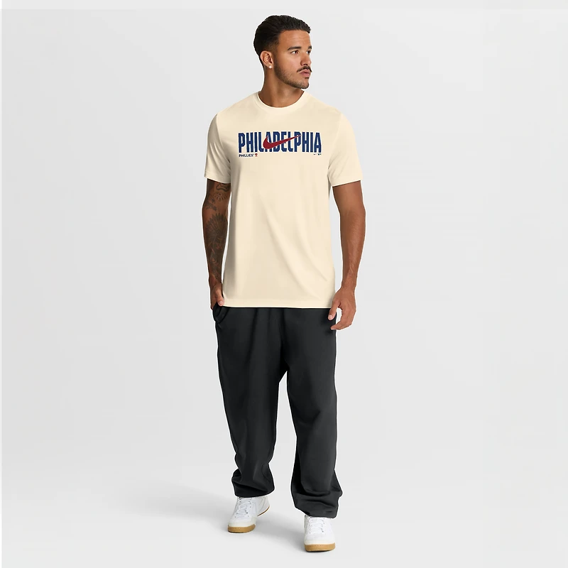 T-shirt Nike Legend Dri-FIT gris chiné pour homme, avec logo Swoosh des Phillies de Philadelphie.