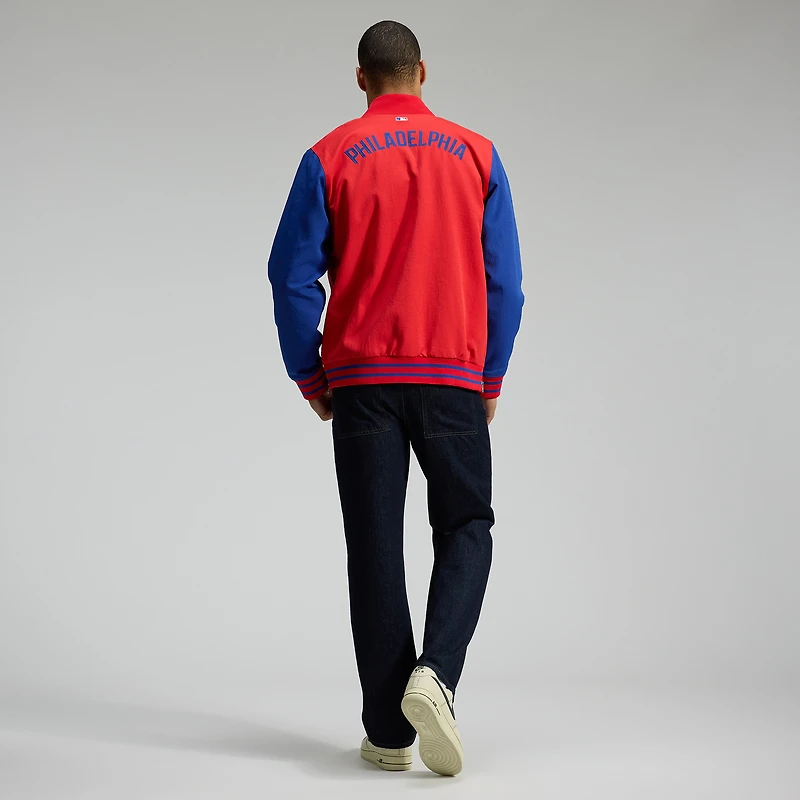 Veste aviateur Nike rouge/bleu royal pour homme, collection authentique des Philadelphia Phillies, coupe décontractée entièrement zippée.