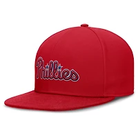Casquette ajustée True Performance Nike rouge pour homme des Philadelphia Phillies
