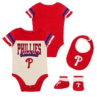 Ensemble trois pièces pour nouveau-né Outerstuff rouge Philadelphia Phillies Up One : body, bavoir et chaussons