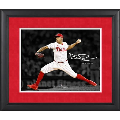 Photographie encadrée de 11" x 14 " de Ranger Suarez, signature fac-similé des Phillies de Philadelphie