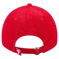 Casquette ajustable en velours côtelé 9TWENTY rouge des Philadelphia Phillies de New Era pour femme