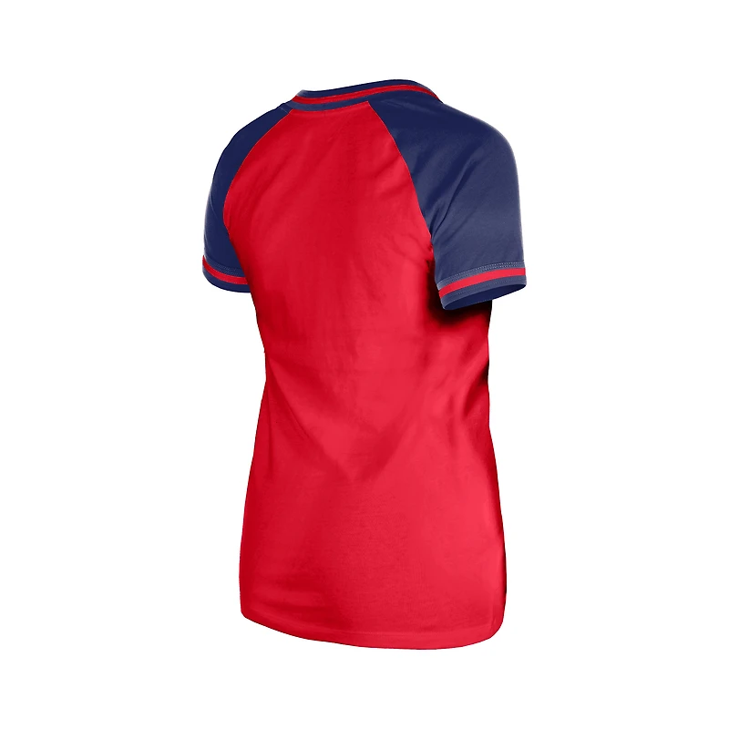 T-shirt à col en V rouge New Era pour femmes, motif Phillies de Philadelphie, jour match