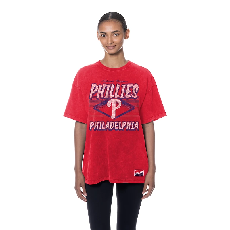 T-shirt oversize délavé minéral rouge des Philadelphia Phillies pour femme de New Era