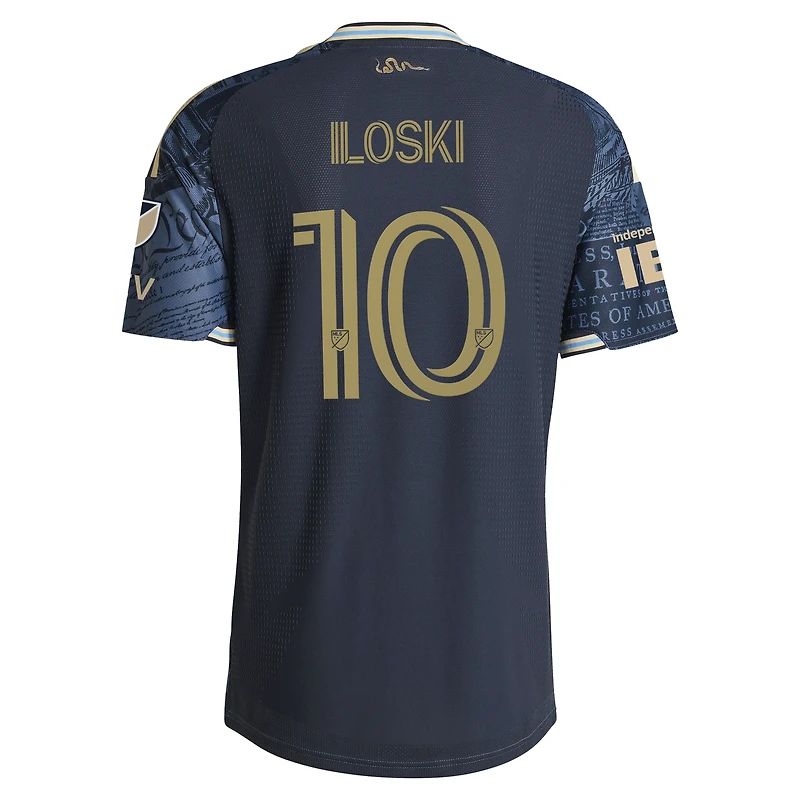 Maillot authentique adidas Milan Iloski Navy Philadelphia Union 2026 1776 pour homme, avec patch porté sur le terrain.