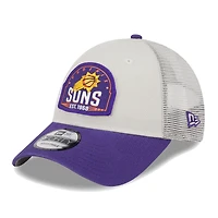 Casquette ajustable 9FORTY Throwback Patch Trucker 9FORTY des Phoenix Suns kaki/violet New Era pour hommes