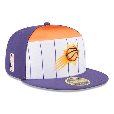 Casquette ajustée New Era 59FIFTY pour homme, blanche et violette, Phoenix Suns, collection NBA 2025 Tip Off, à panneaux séparés.