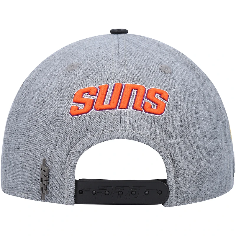 Men's Pro Standard Gray/Black Phoenix Suns Classic Logo Two-Tone Snapback Hat