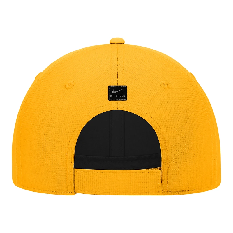 Casquette ajustable Nike Gold Pitt Panthers 2025 On-Field Club Performance pour homme