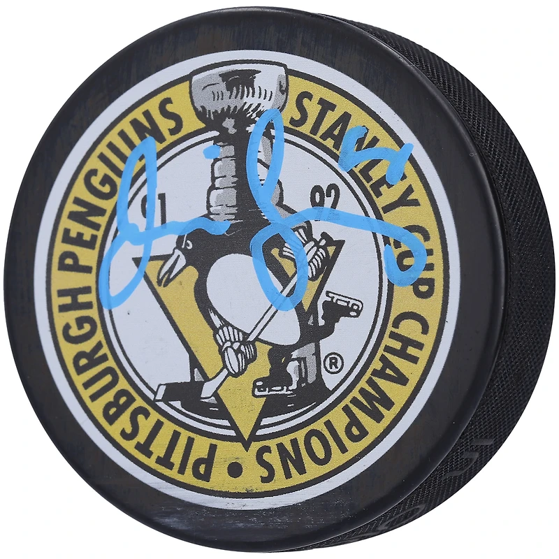 Rondelle de hockey autographiée par Jaromir Jagr des Penguins de Pittsburgh avec le logo des champions de la LNH 1991-1992