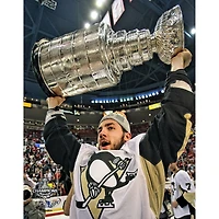 Kris Letang, des Penguins de Pittsburgh, champions la Coupe Stanley 2009 (photo non signée)
