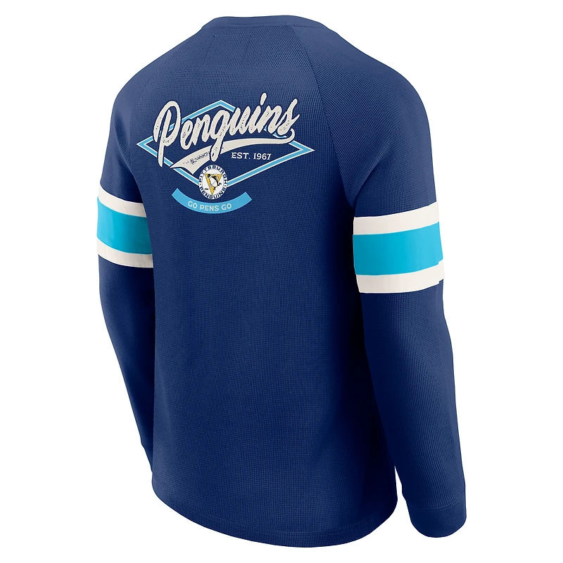 T-shirt Henley à manches longues et col raglan gaufré bleu marine pour homme, collection Darius Rucker par Fanatics, Penguins de Pittsburgh