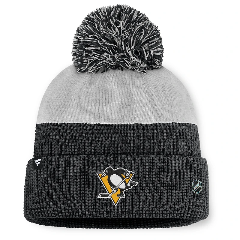 Bonnet en tricot à revers et pompon authentique Pro Home Ice des Penguins de Pittsburgh pour homme Fanatics noir/gris
