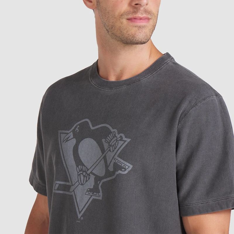 Men's Fanatics Black Pittsburgh Penguins Made Canada T-Shirt