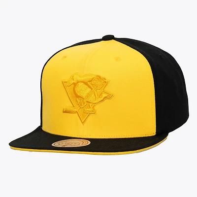 Men's Mitchell & Ness Gold/Black Pittsburgh Penguins Color Pop Snapback Hat