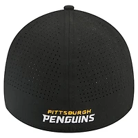 Casquette perforée A-Frame Flex noire New Era 39THIRTY des Penguins de Pittsburgh pour homme