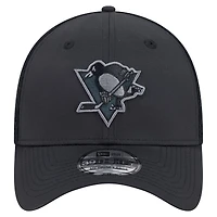 Men's New Era  Black Pittsburgh Penguins Blackout 39THIRTY Flex Fit Hat