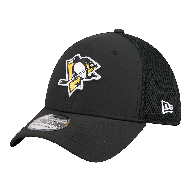 Men's New Era Black Pittsburgh Penguins Logo 39THIRTY Flex Hat