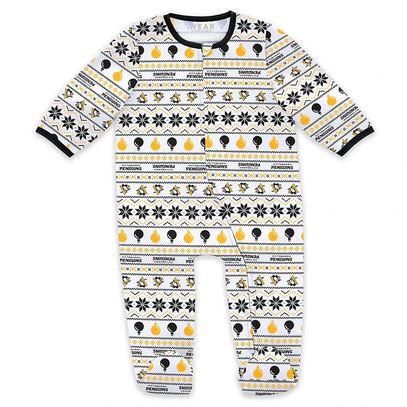 Ensemble de Noël pour nouveau-né WEAR by Erin Andrews avec pyjama et bavoir à fermeture éclair imprimé intégral des Penguins Pittsburgh