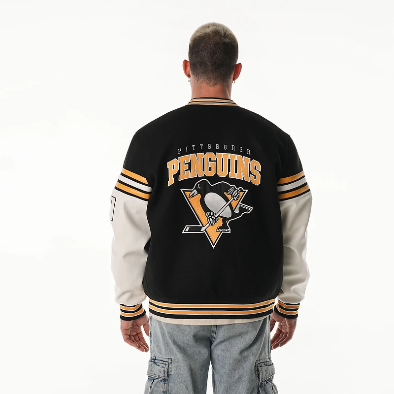 Veste universitaire unisexe The Wild Collective noire Pittsburgh Penguins à épaules tombantes et boutons-pression