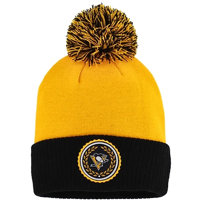 Bonnet en tricot à revers Laurel avec pompon adidas Gold Pittsburgh Penguins pour femme