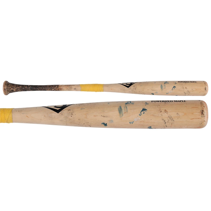 Adam Frazier, batte de baseball des Pirates de Pittsburgh, Tan Louisville Slugger, utilisée lors du match contre les Guardians de Cleveland, le 19 avril 2025