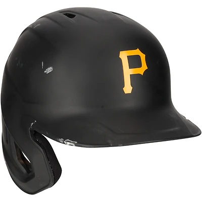Casque de frappeur noir n° 10 de Bryan Reynolds, utilisé par les Pirates de Pittsburgh lors du match contre les Yankees de New York le 4 avril 2025