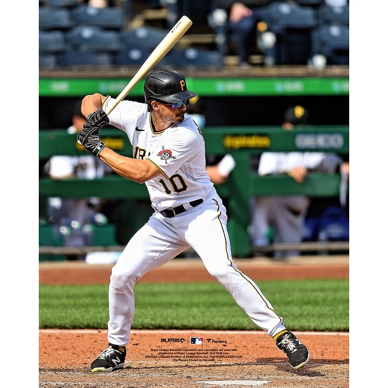 Bryan Reynolds, joueur non signé des Pirates de Pittsburgh, se prépare à frapper une photo verticale