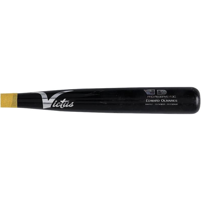 Batte cassée Black Victus utilisée par Edward Olivares des Pirates de Pittsburgh contre les Orioles de Baltimore le 6 avril 2024
