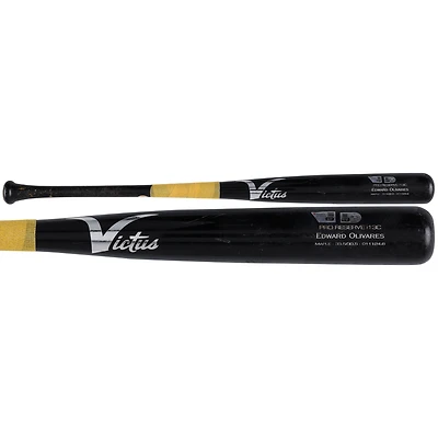 Batte cassée Black Victus utilisée par Edward Olivares des Pirates de Pittsburgh contre les Orioles de Baltimore le 6 avril 2024