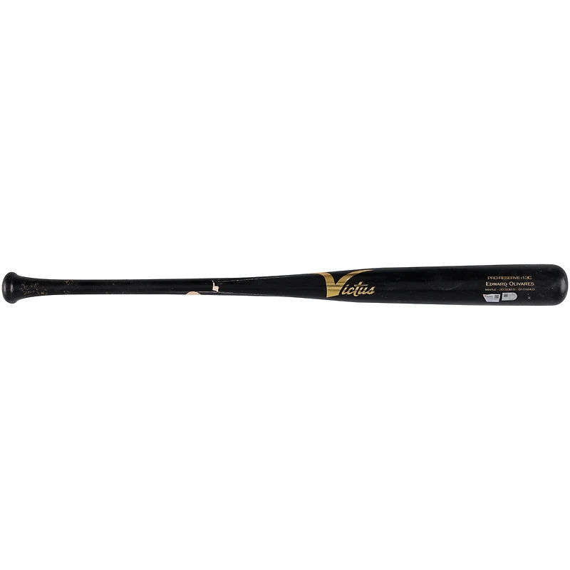Batte de baseball Black Victus d'Edward Olivares, Pirates de Pittsburgh, utilisée lors du match contre les Nationals de Washington le 1er avril 2024