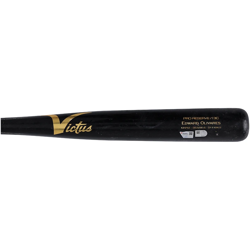 Batte de baseball Black Victus d'Edward Olivares, Pirates de Pittsburgh, utilisée lors du match contre les Nationals de Washington le 1er avril 2024