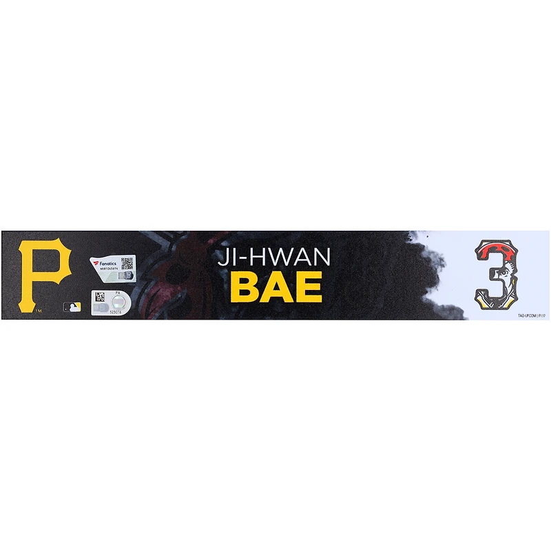 Ji-Hwan Bae, joueur des Pirates de Pittsburgh, plaque signalétique noire n° 3, lors de l'entraînement de printemps pendant la saison 2025 de la MLB