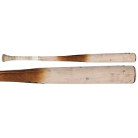 La batte cassée de Tan Marucci, utilisée par Joey Bart des Pirates de Pittsburgh contre les Rays de Tampa Bay le 31 mars 2025