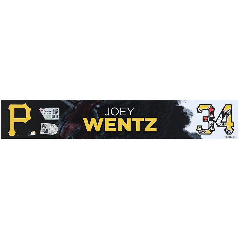 Plaque signalétique n° 34 de Joey Wentz, joueur des Pirates de Pittsburgh, lors de l'entraînement de printemps 2025 de la MLB