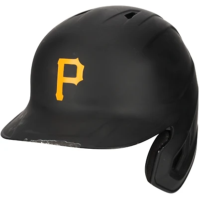 Casque de frappeur noir n° 13 de Ke'Bryan Hayes, des Pirates de Pittsburgh, utilisé lors du match contre les Yankees de New York le 4 avril 2025